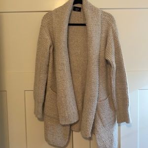 Vici size medium tan cream open front cardigan sweater
